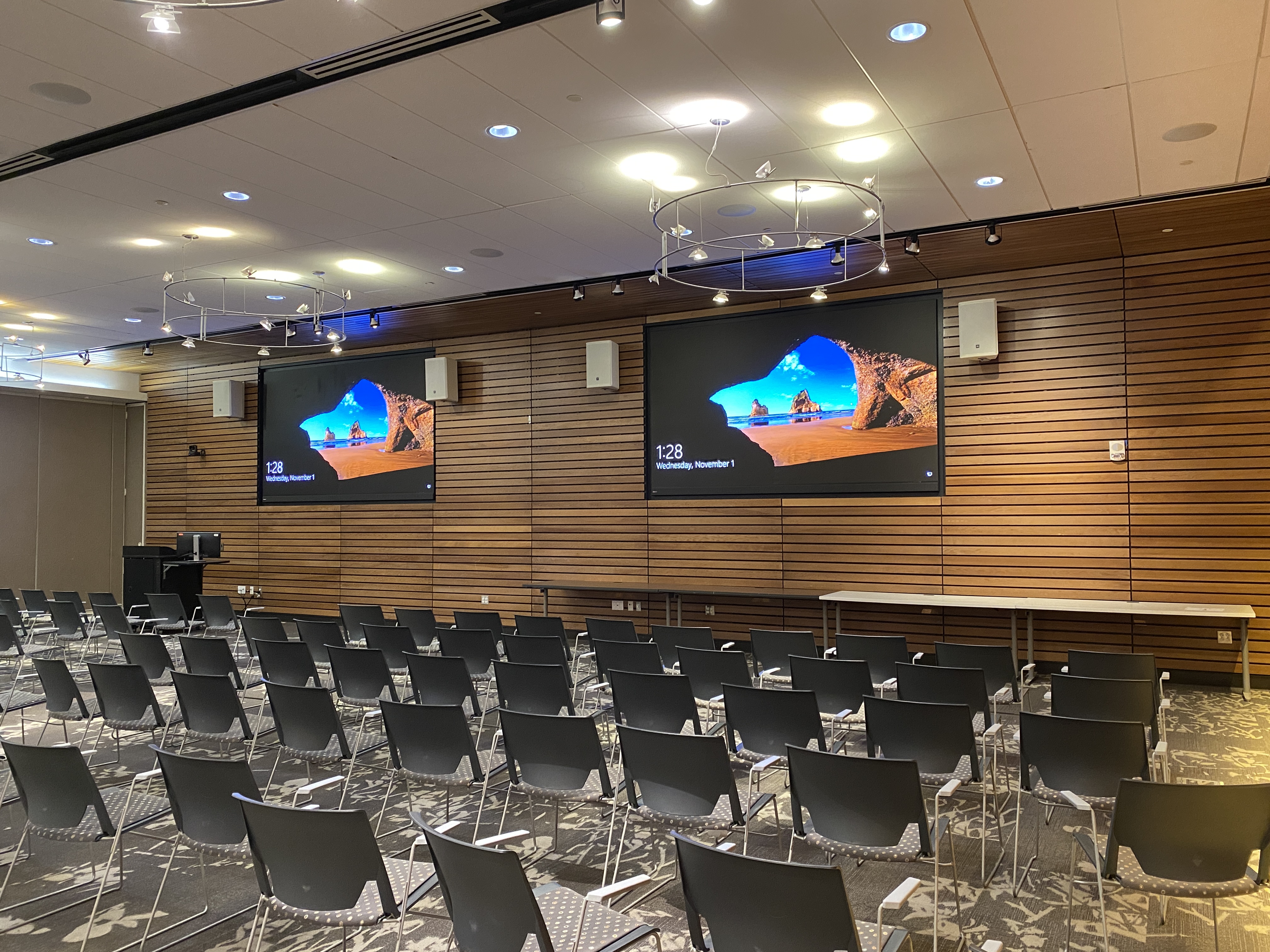 Tru-Connect reimagines a medical center with healthcare AV integration solutions for training, visualization, and clinical learning.