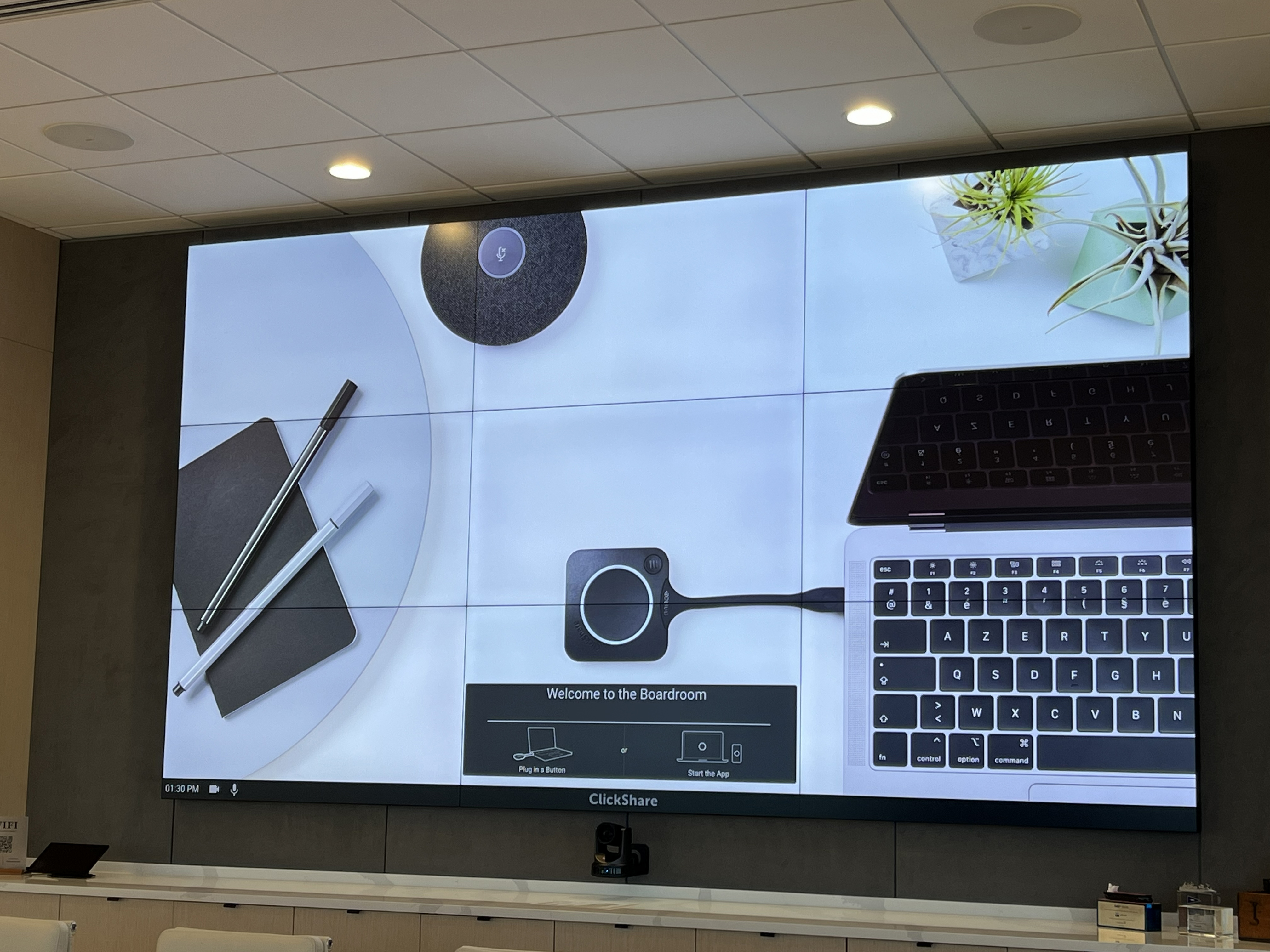 TruConnect delivers a seamless hybrid executive boardroom AV solution that improves collaboration and supports confident decision-making.